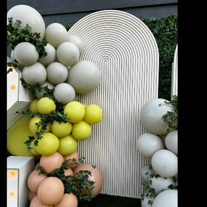 7ft Curved Fluted Arch Wall